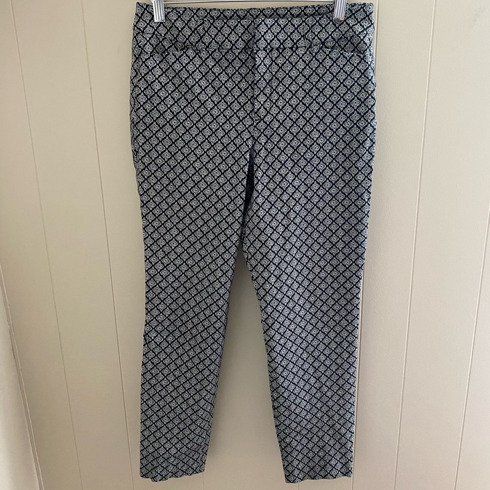 Old Navy pixie crop pant
